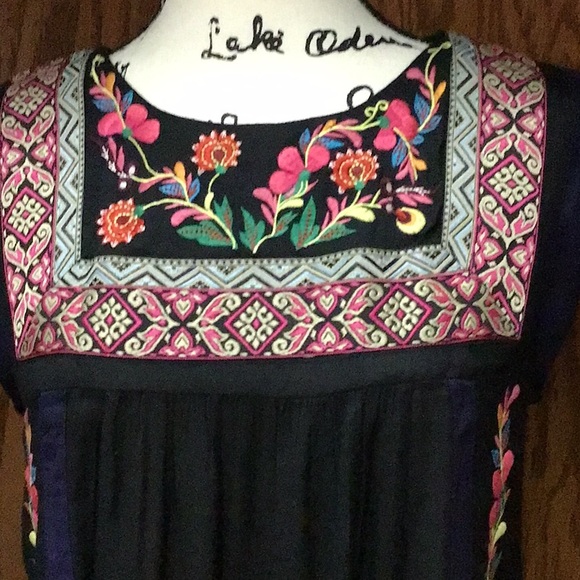 Floreat Embroidered Shirt Top - Picture 6 of 10